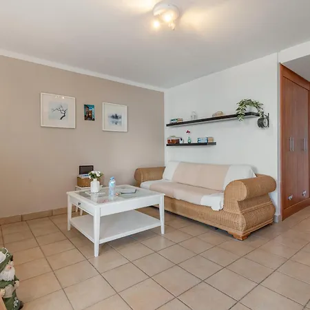 Dolce Esquinzo Apartment